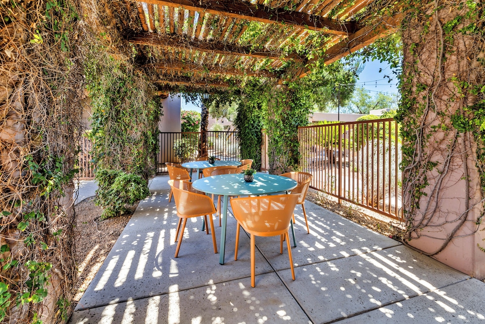 Lodge on the Desert - photo 96