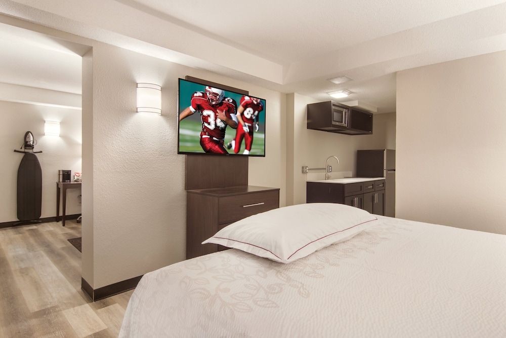 Downtown Erie Hotel - photo 5