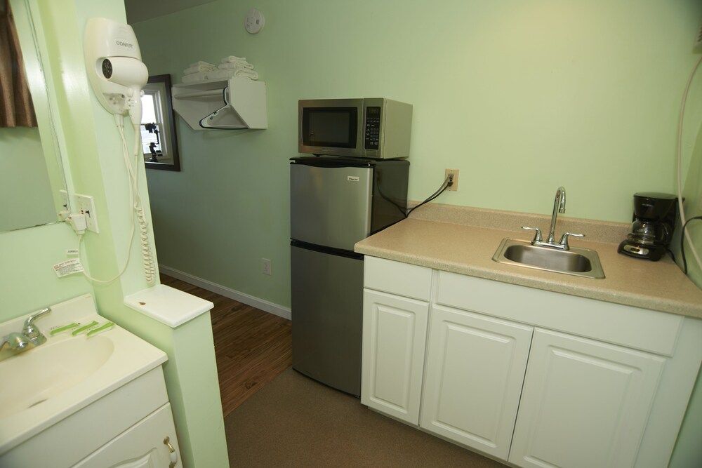Marguerite Motel - photo 6