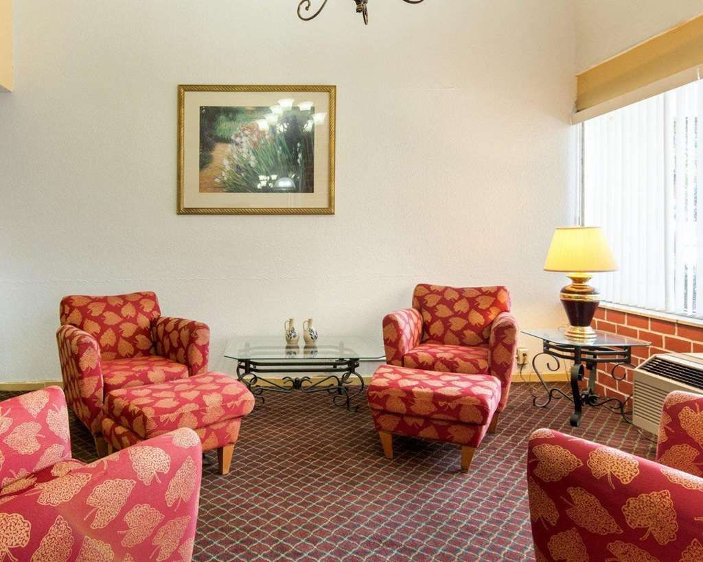 Rodeway Inn Emporia Inn - photo 9
