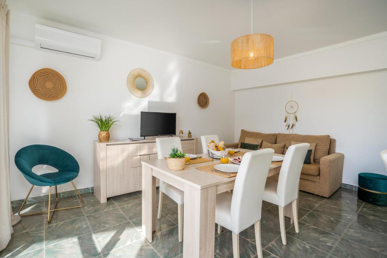 Host Wise Charming And Cozy Flat with Balcony in Portimao, Portugal