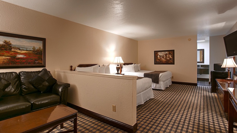 Surestay Plus Hotel by Best Western Susanville - photo 5