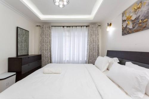 Executive 2BR Penthouse near sarit mall Westlands next to movenpick hotel