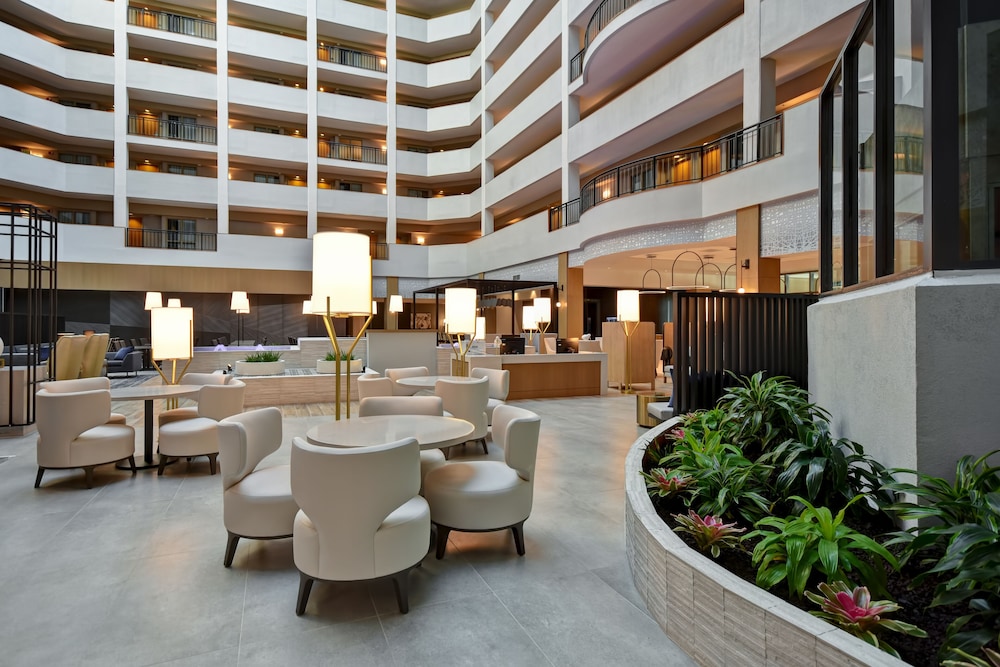 Embassy Suites by Hilton Raleigh Durham Research Triangle - photo 3