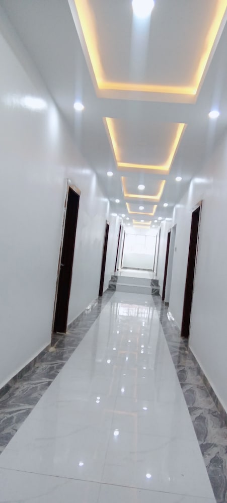 Solomon’s porch hotel and suites — Ondo — photo 2