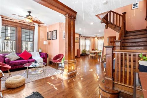 8BR 3BA Classic by Tropicana Boardwalk Beach in Atlantic City, United States