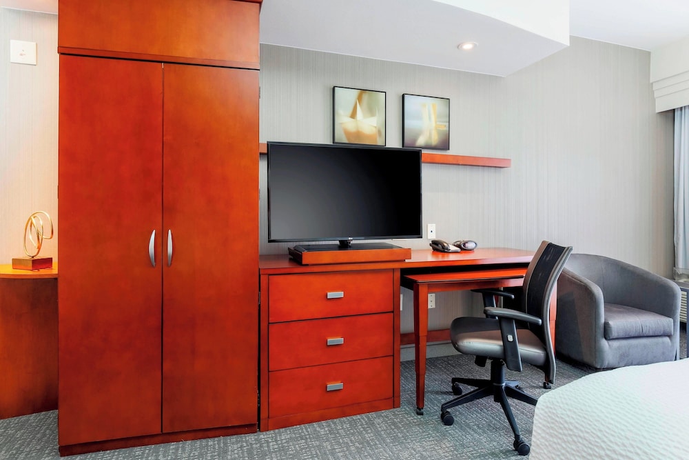 Courtyard by Marriott Dallas Arlington South - photo 12