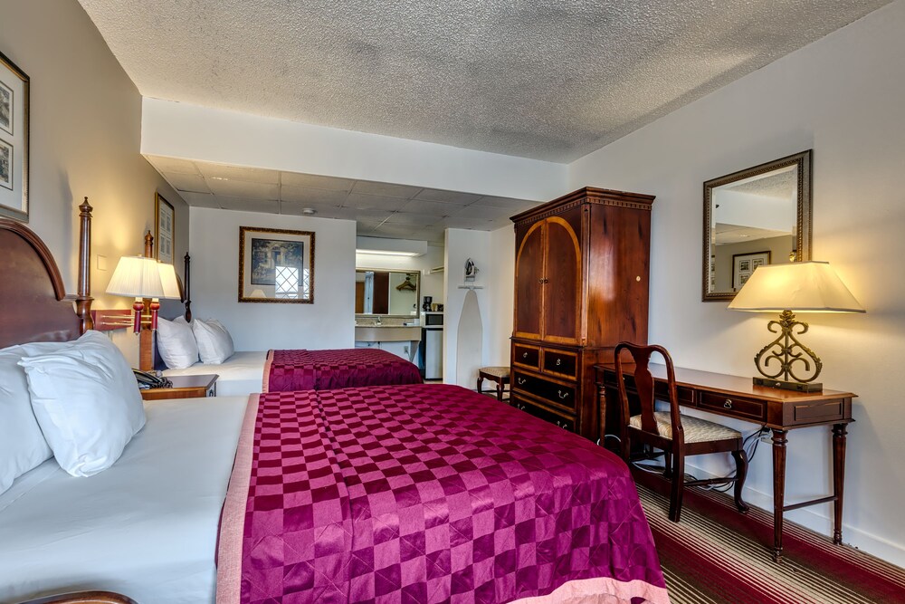 Hotel Manteo - photo 45