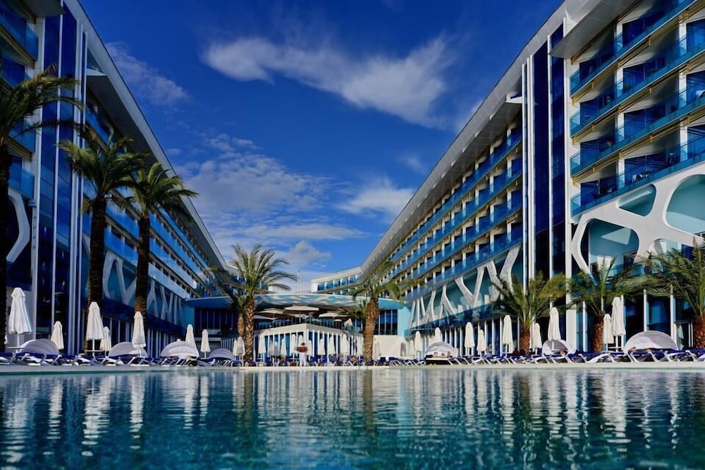 Vikingen Infinity Resort & Spa in Alanya, Turkey