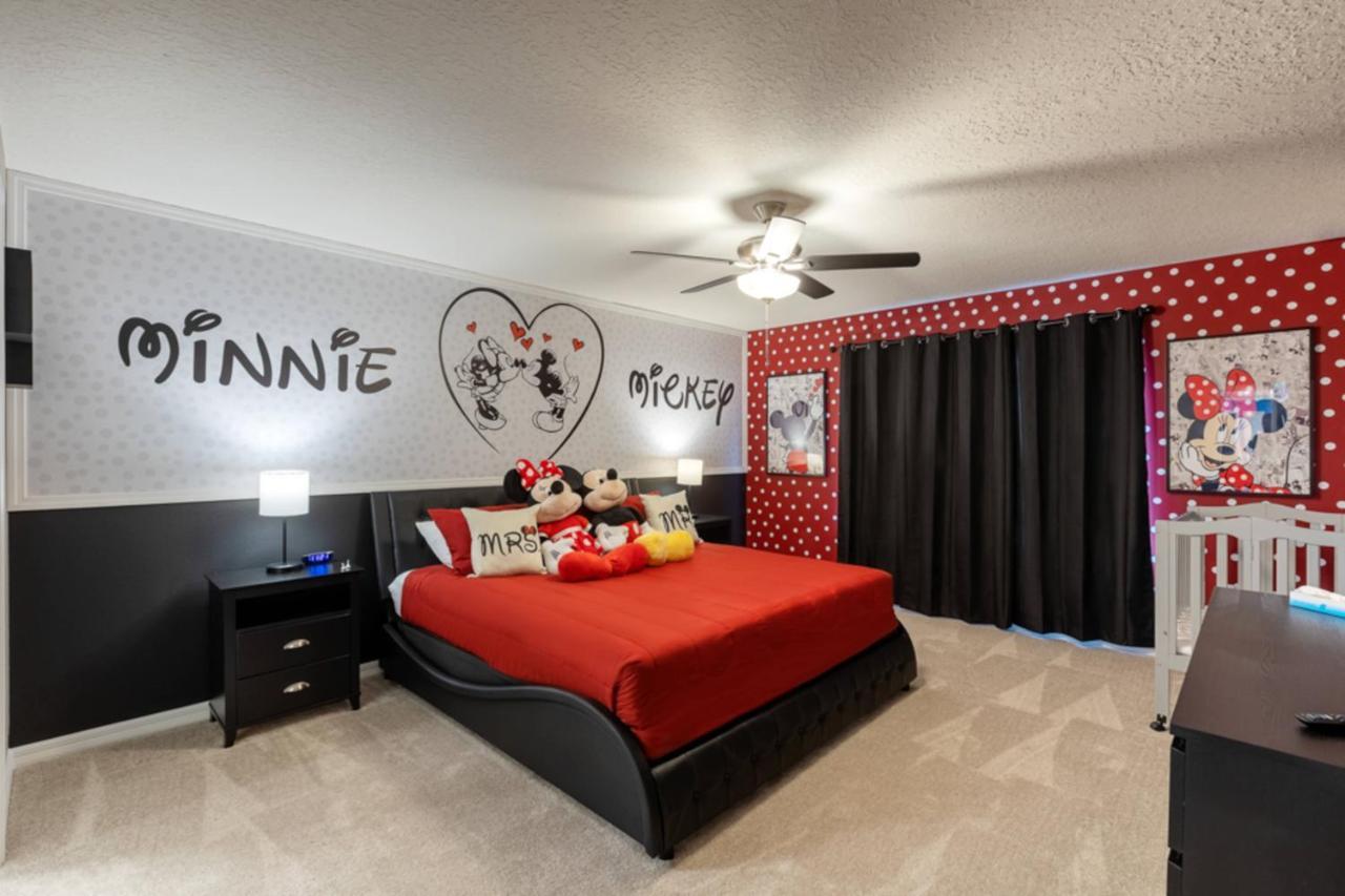 Home with Poolgame Room in Resort with Clubhouse — hotel in Loughman