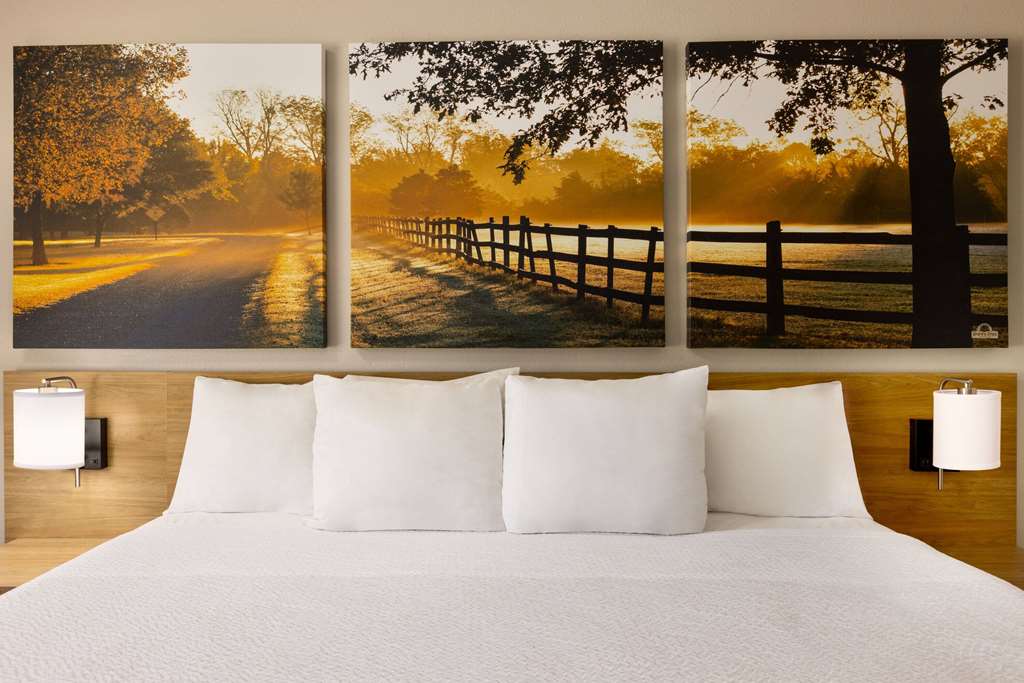 Days Inn by Wyndham McComb MS - photo 22