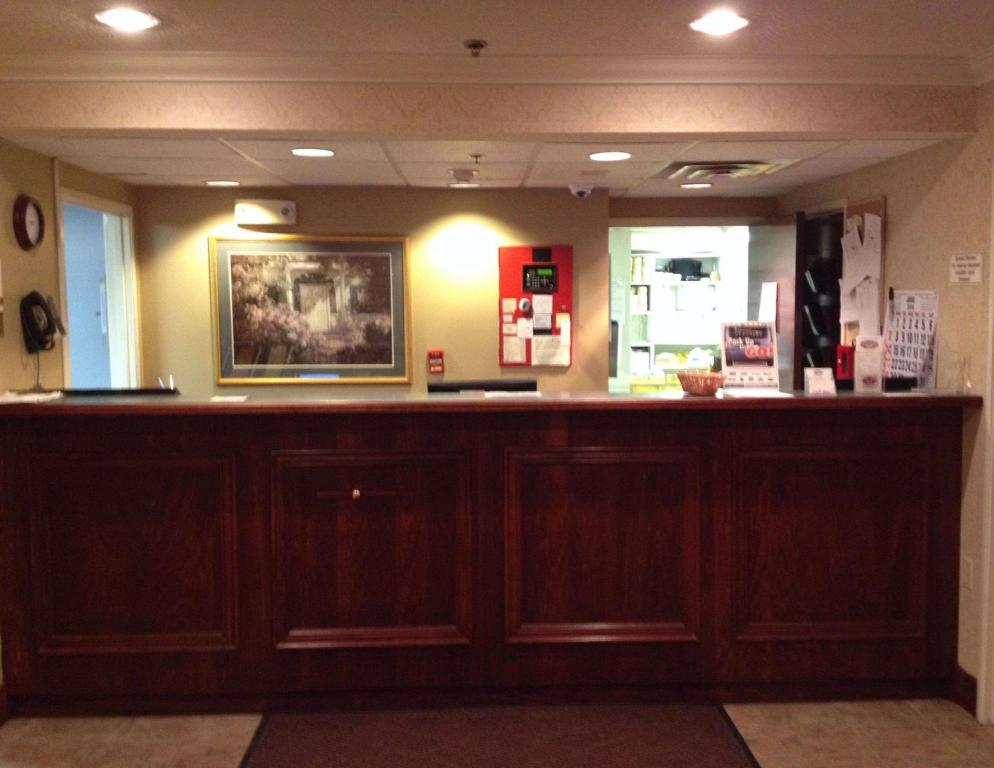 Country Hearth Inn & Suites Willard - photo 10