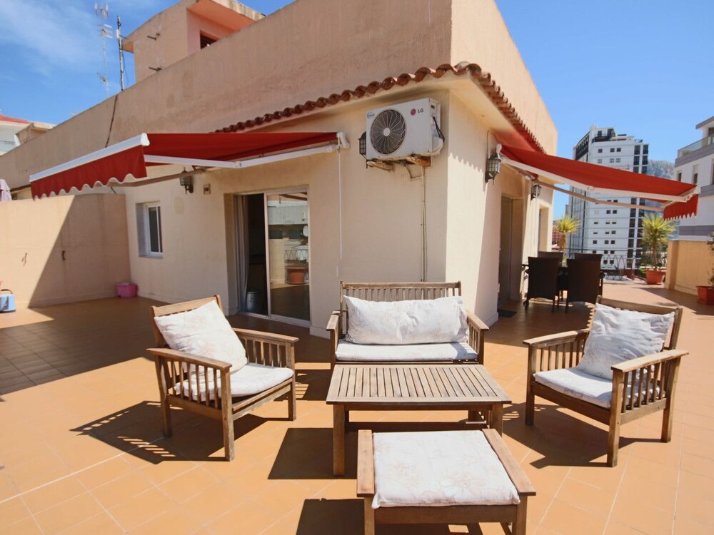 Paola Penthouse Costa CarpeDiem — 4-Star Luxury Hotel in Calp, Spain