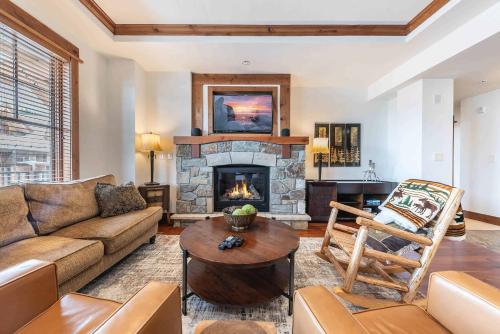 Big Horn Lodge 401 by East West Hospitality — 4-Star Luxury Hotel in Truckee, United States