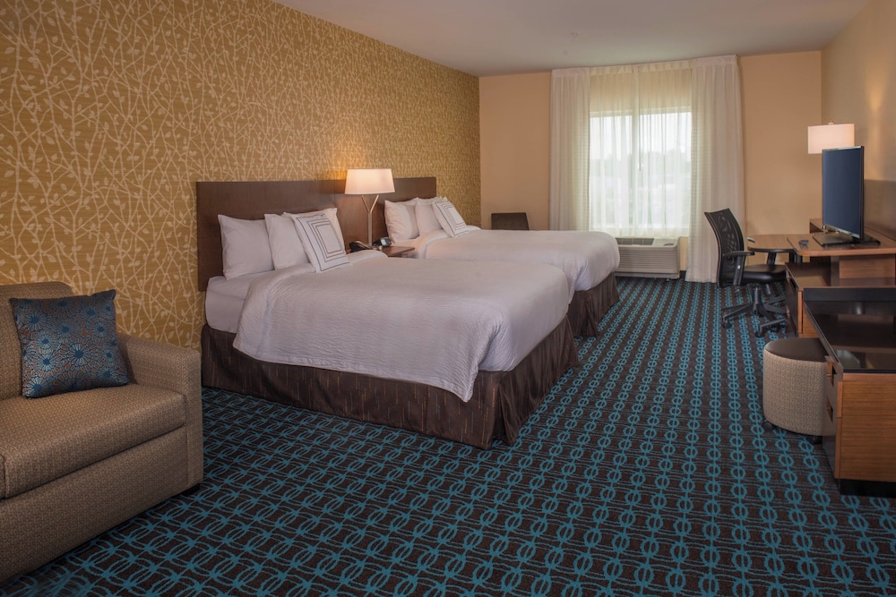 Fairfield Inn and Suites by Marriott Washington - photo 6