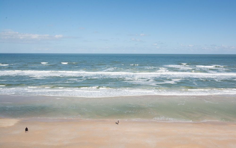 Tradewinds 706 by Ocean Properties — 4-Star Luxury Hotel in New Smyrna Beach, United States