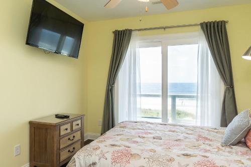 The Salty Dog by Oak Island Accommodations - photo 22