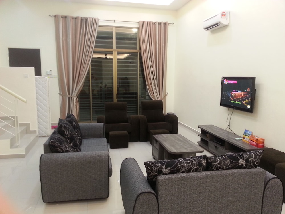 Homestay Ks Botanic 21 6884722 — Kuala Selangor