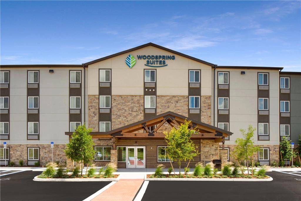 WoodSpring Suites Orlando I 4 & Convention Center - photo 6