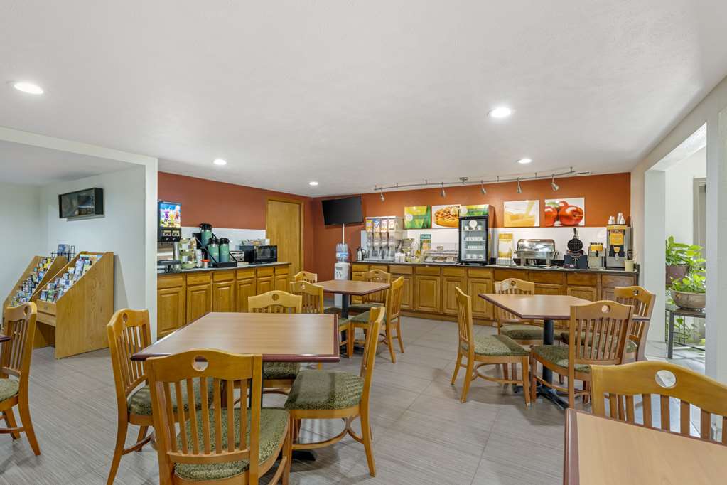 Quality Inn & Suites Lincoln South - photo 30