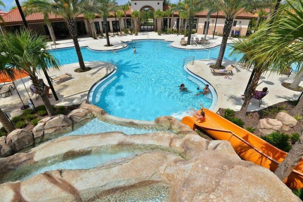 Fabulous Single Home w Pool at Solterra Resort - photo 39