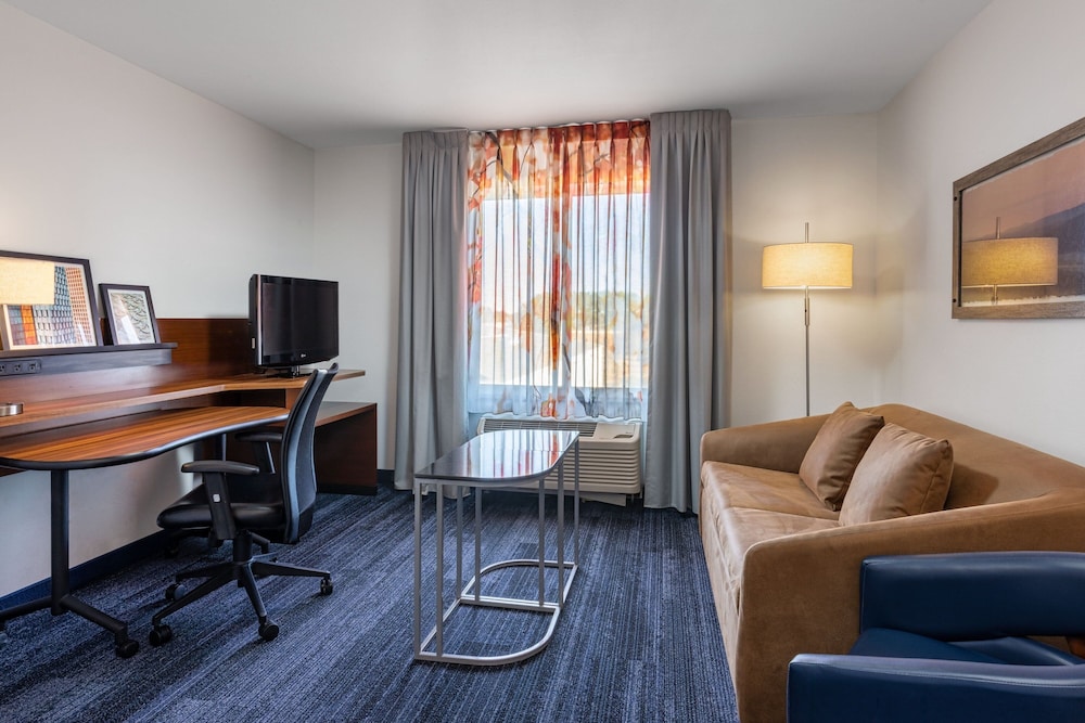 Fairfield Inn & Suites by Marriott Smithfield Selma I 95 - photo 15
