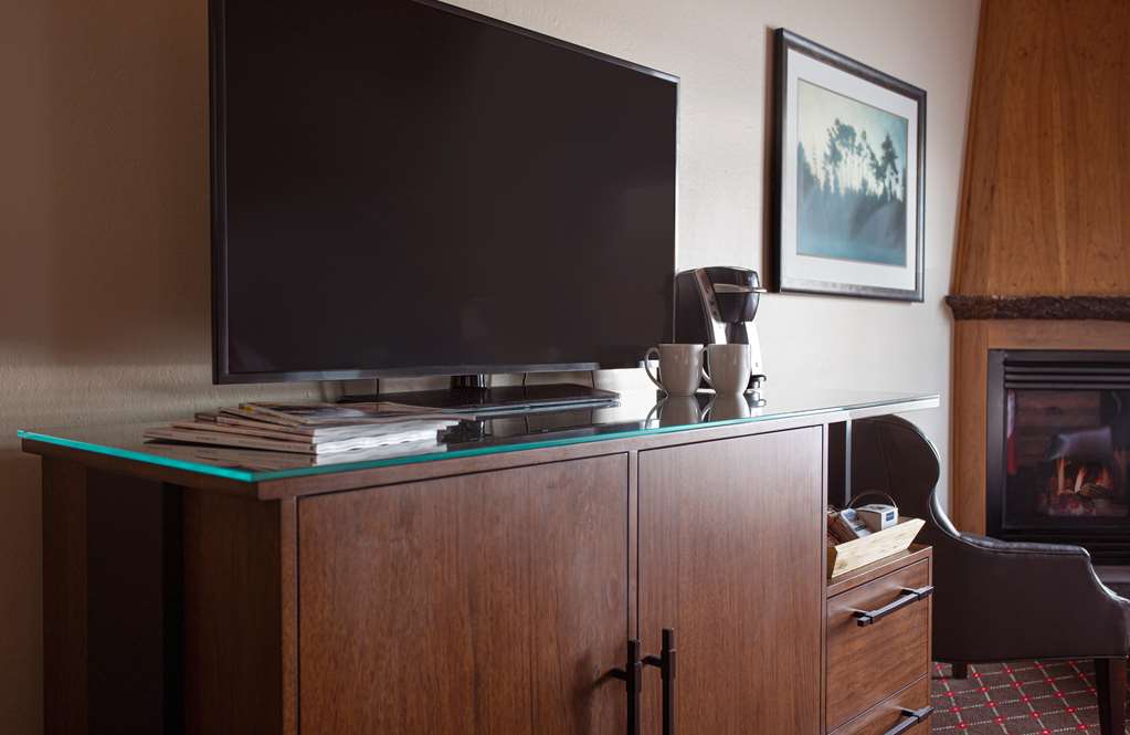 The Edgewater Hotel - photo 48