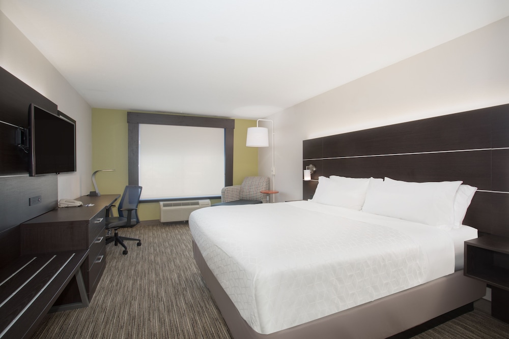 Holiday Inn Express Hotel & Suites Longmont by IHG - photo 7