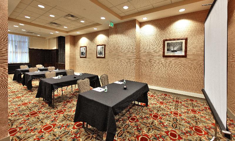 Holiday Inn Express Baltimore Downtown - photo 65