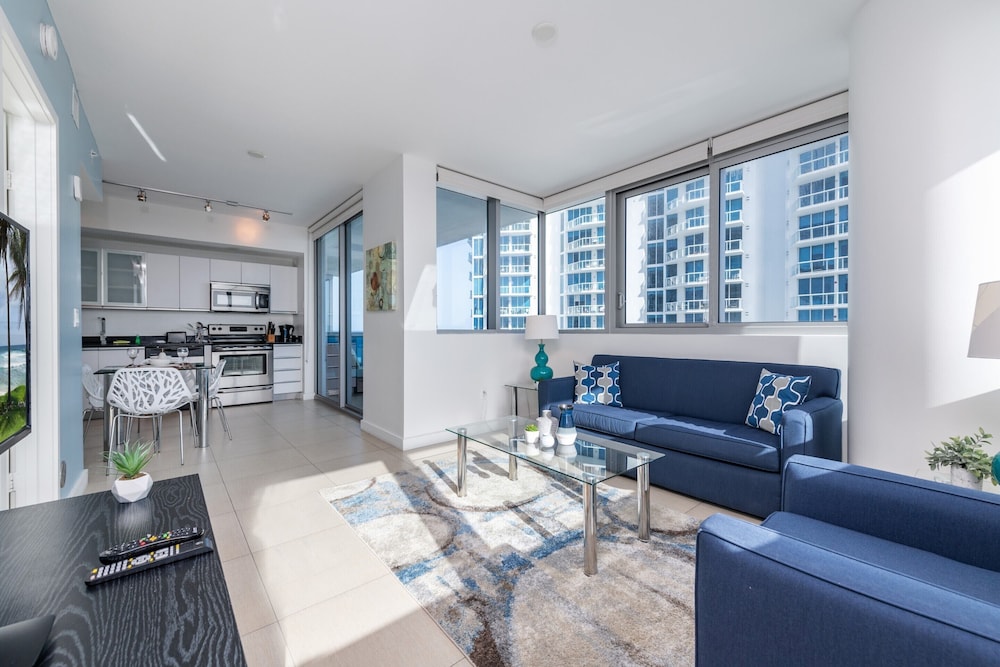 Churchill Suites Monte Carlo Miami Beach - photo 89