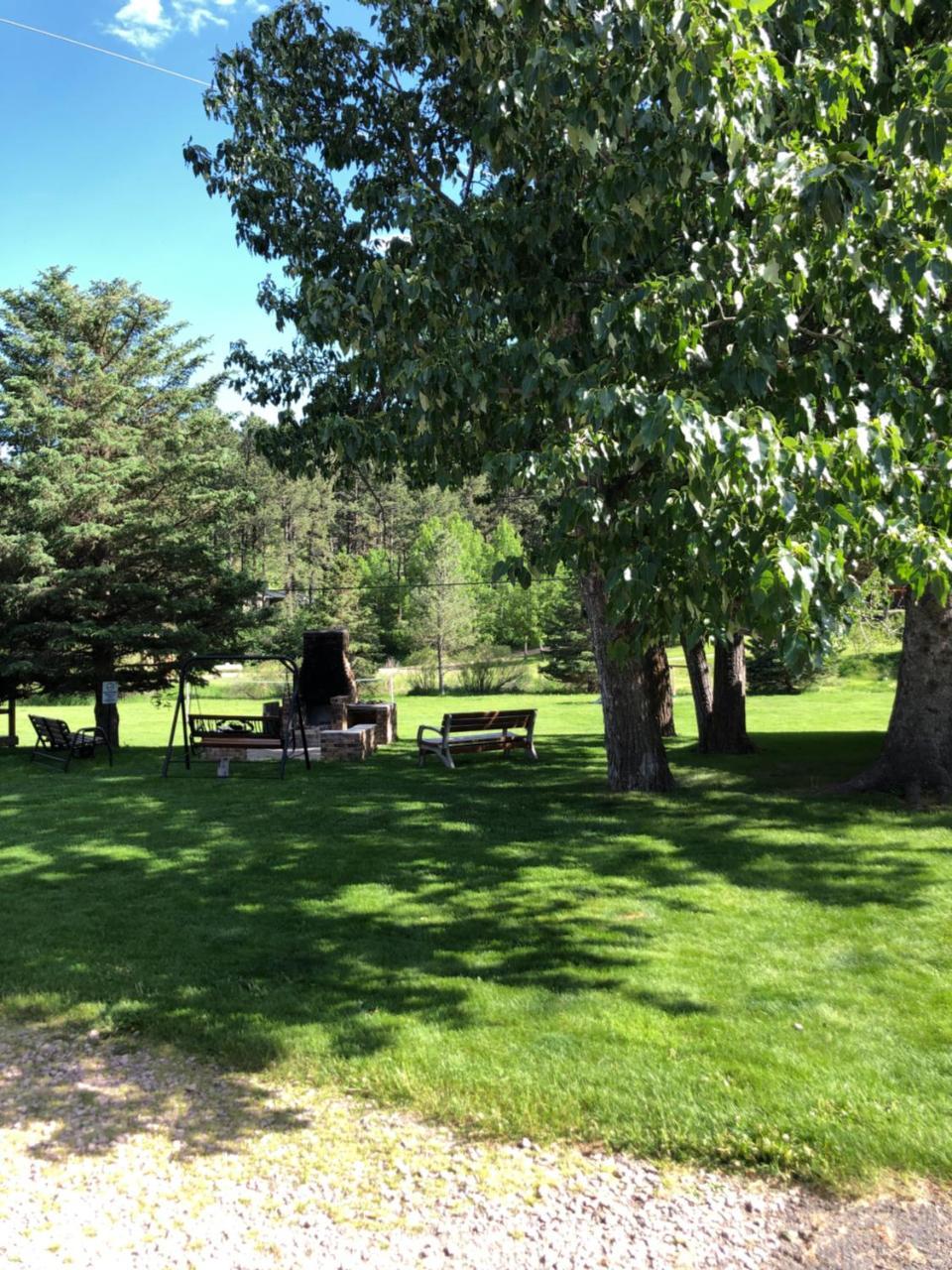 Springcreek Inn - photo 4