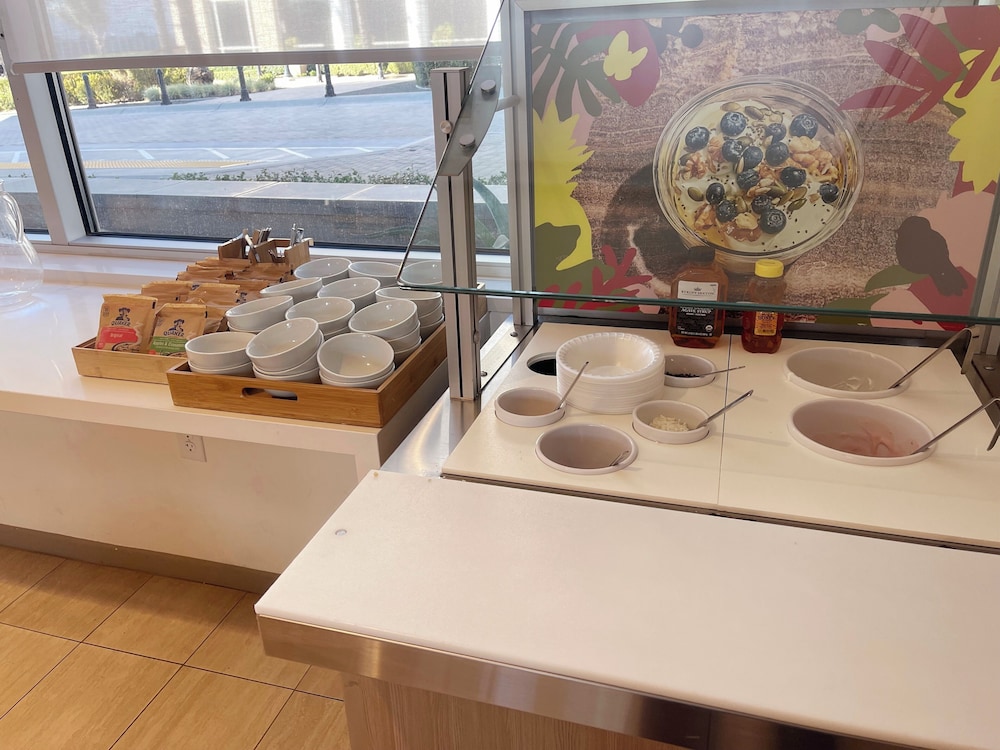 Element Ontario Rancho Cucamonga - photo 29