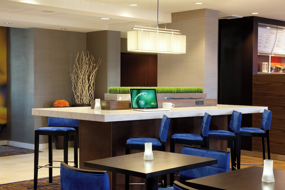 Courtyard by Marriott Oakland Airport - photo 54