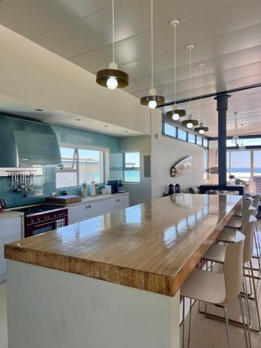 Ocean View Villa Iconic Table Mountain and Ocean Views