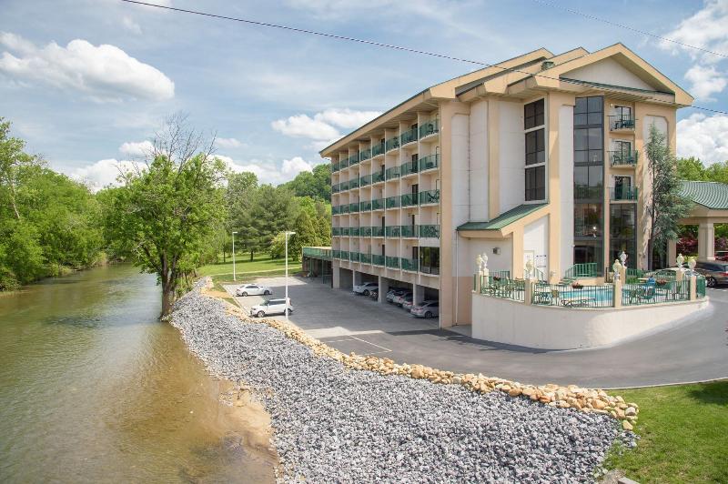 Pigeon River Inn - photo 28