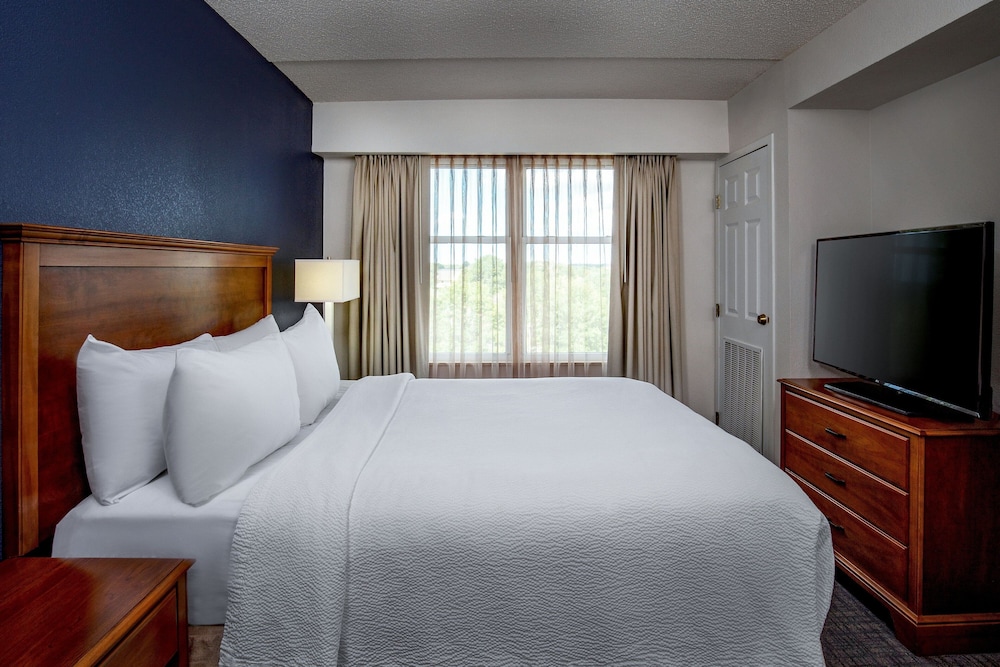 Residence Inn by Marriott Chesapeake Greenbrier - photo 12