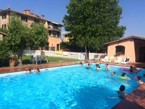 Residenza il Palazzo — 4-Star Luxury Hotel in Castiglione Del Lago, Italy