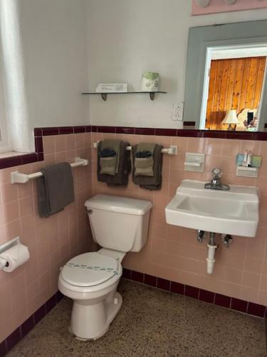 Seahorse Inn - photo 45