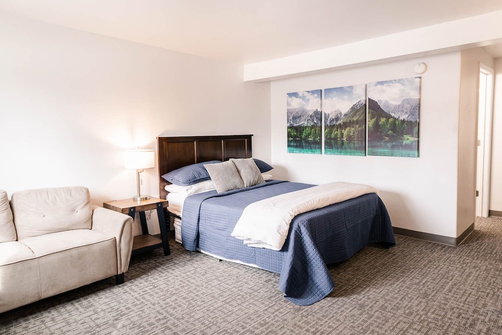 Alaska Frontier Inn - photo 13