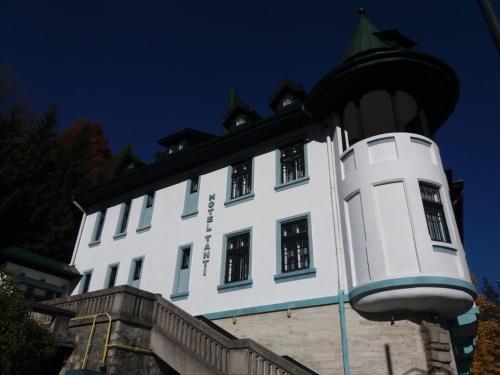 Hotel Tantzi in Sinaia, Romania