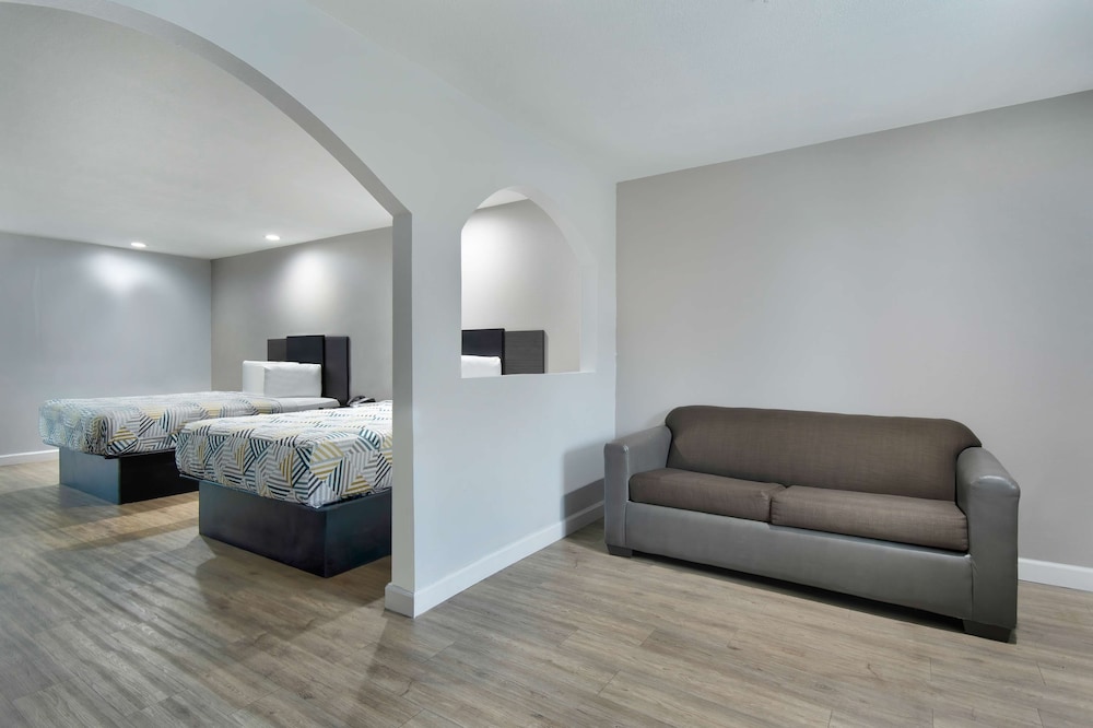 Motel 6 Houston TX I 10 West - photo 4