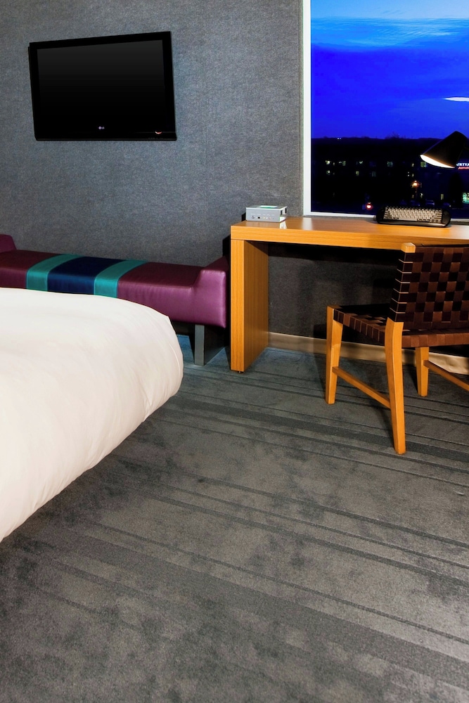 Aloft Mount Laurel - photo 9