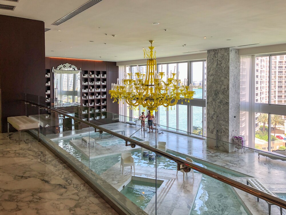 Icon Brickell Downtown W Miami Suites - photo 21