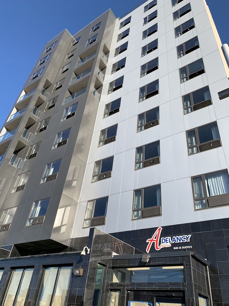 Astoria Delancy Inn and Suites