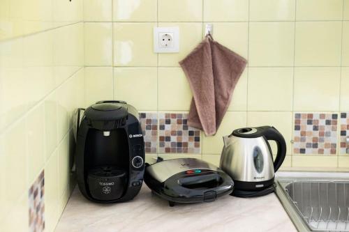 Your Perfect Place 1min from Kato Patissia Station 100Mbps — 4-Star Luxury Hotel in Athens, Greece