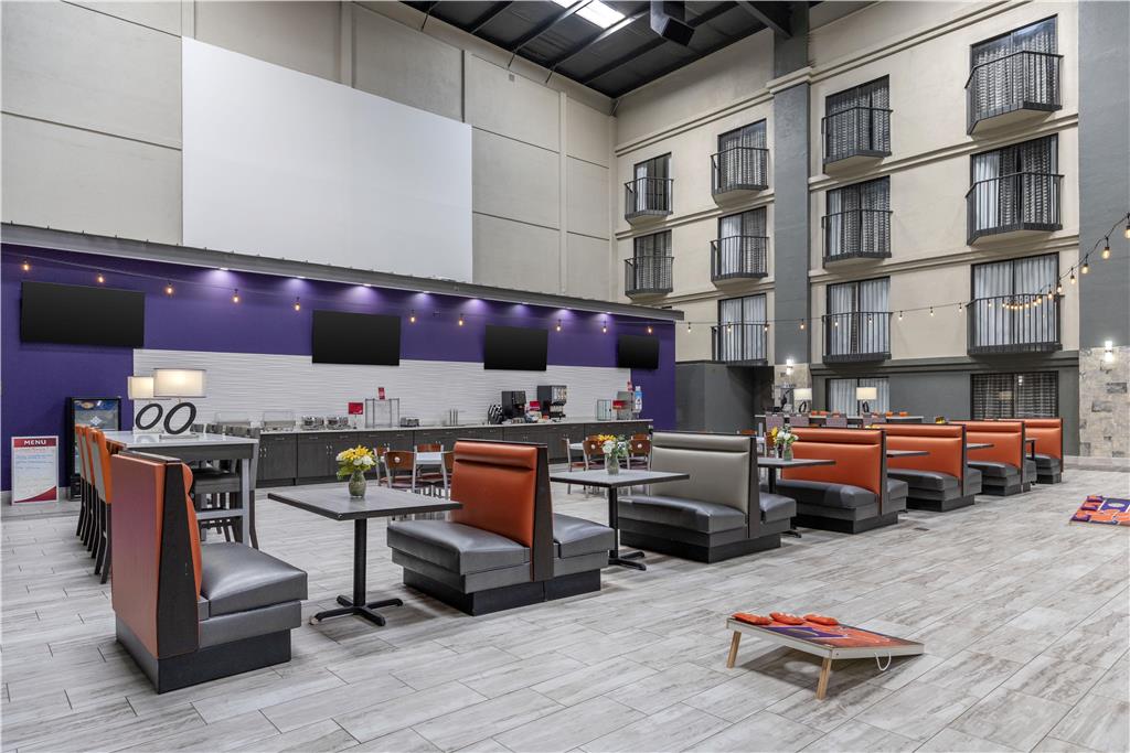Best Western Plus Clemson Hotel & Conference Center - photo 23