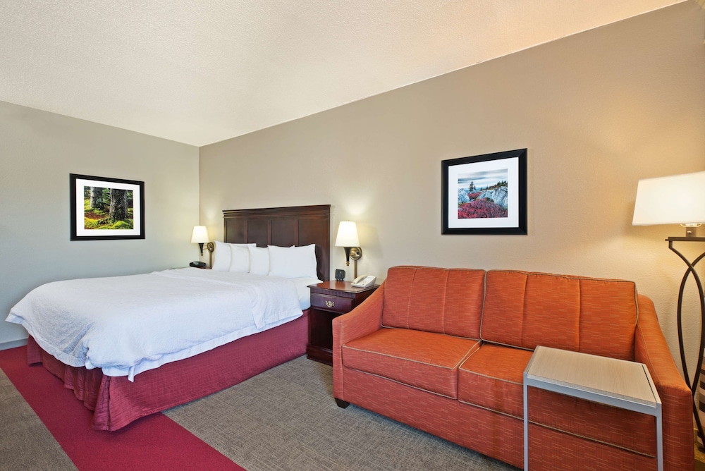 Hampton Inn Huntington Barboursville - photo 9