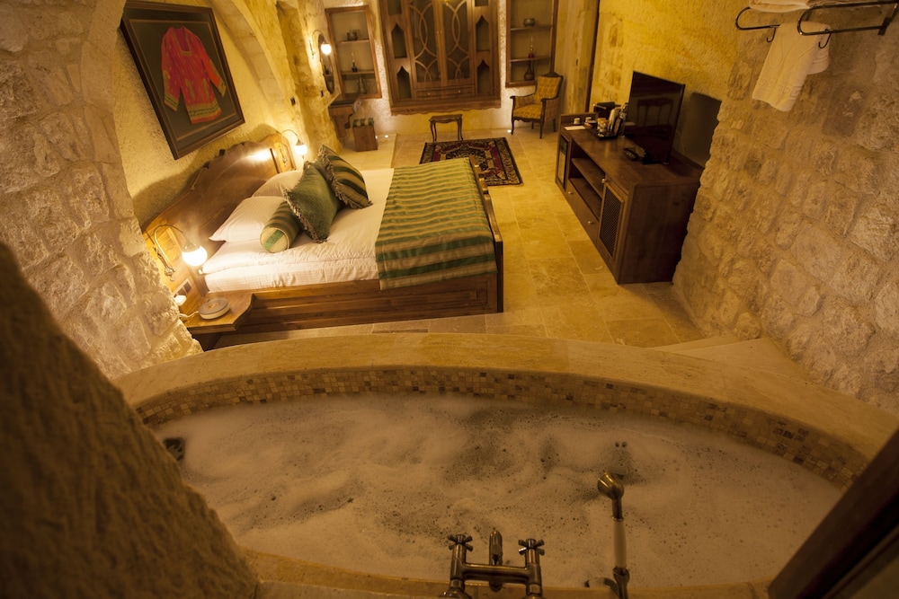Kayakapi Premium Caves Cappadocia — Uerguep — photo 5
