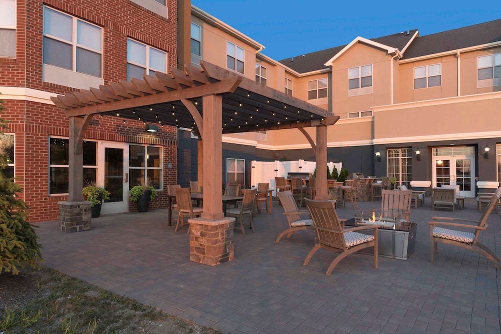 Homewood Suites by Hilton Indianapolis Airport Plainfield - photo 36