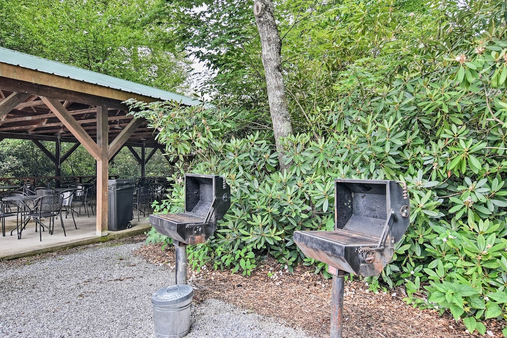 Golf and Resort Amenities Newland Mountain Cabin - photo 23